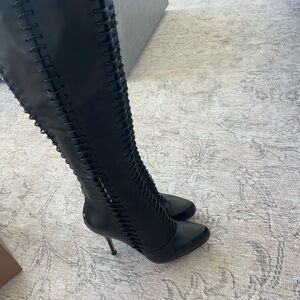 NWOT Gianbvito Rossi Black Over the Knee Boots